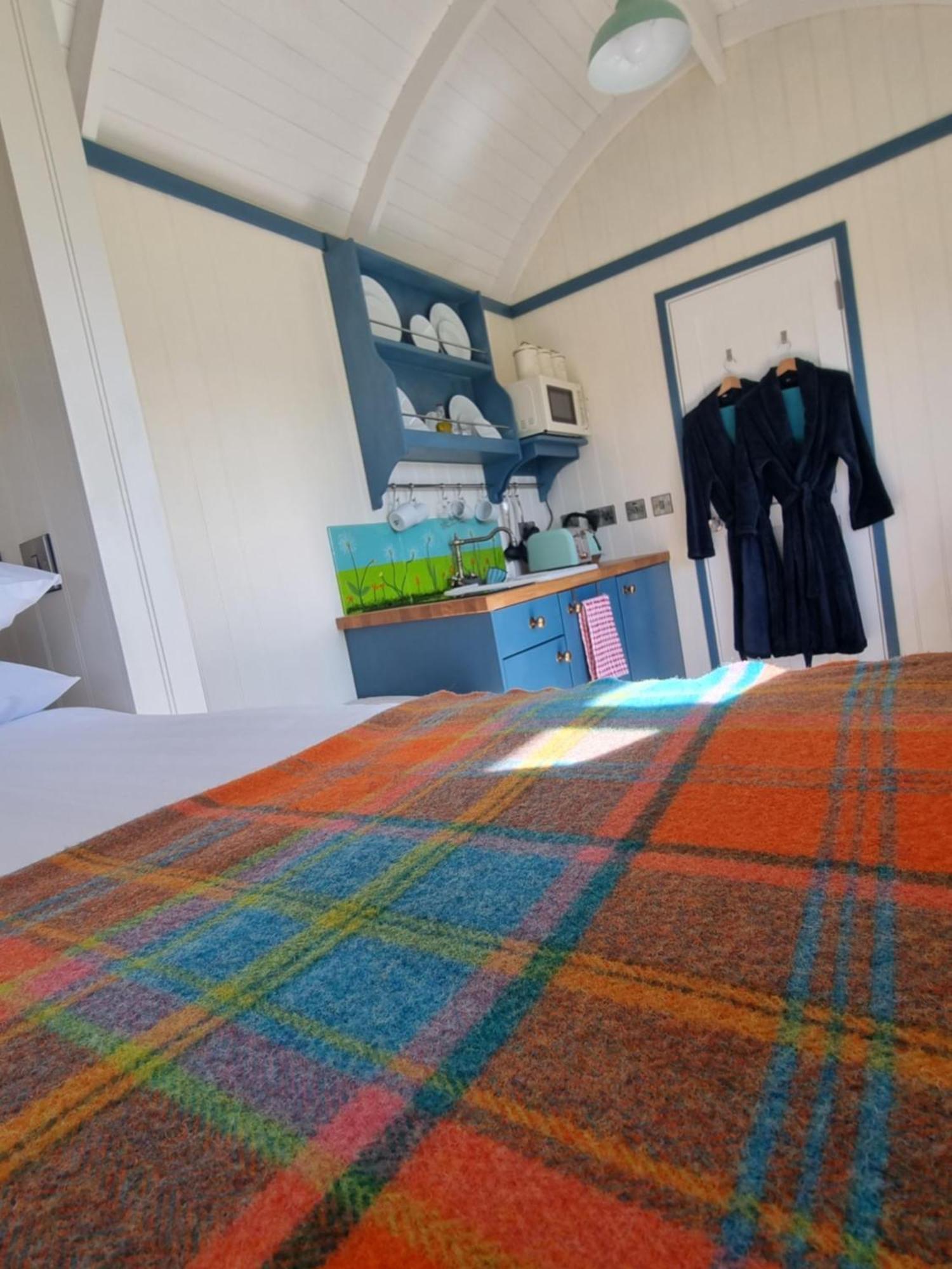 Vila Wild Meadow Huts Doolin Exteriér fotografie