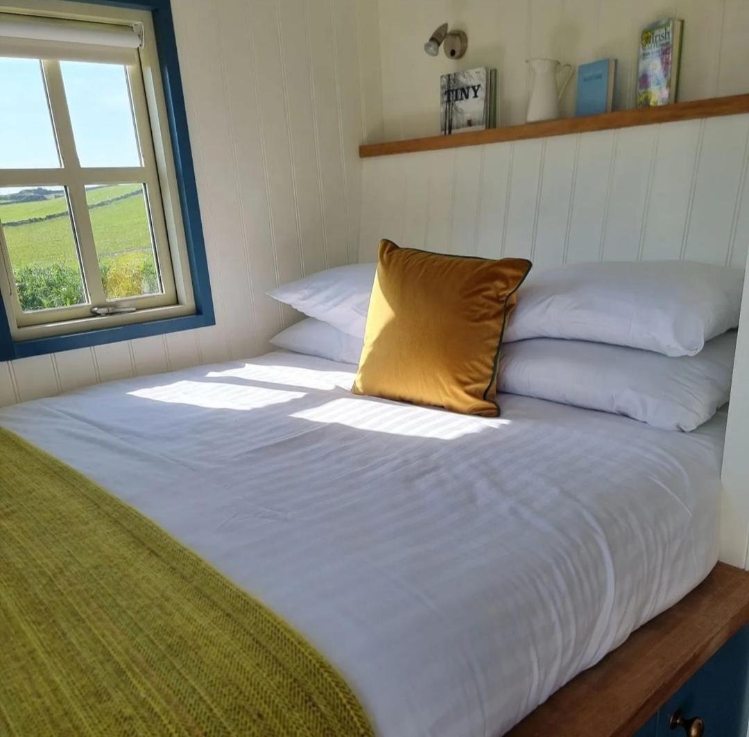 Vila Wild Meadow Huts Doolin Exteriér fotografie