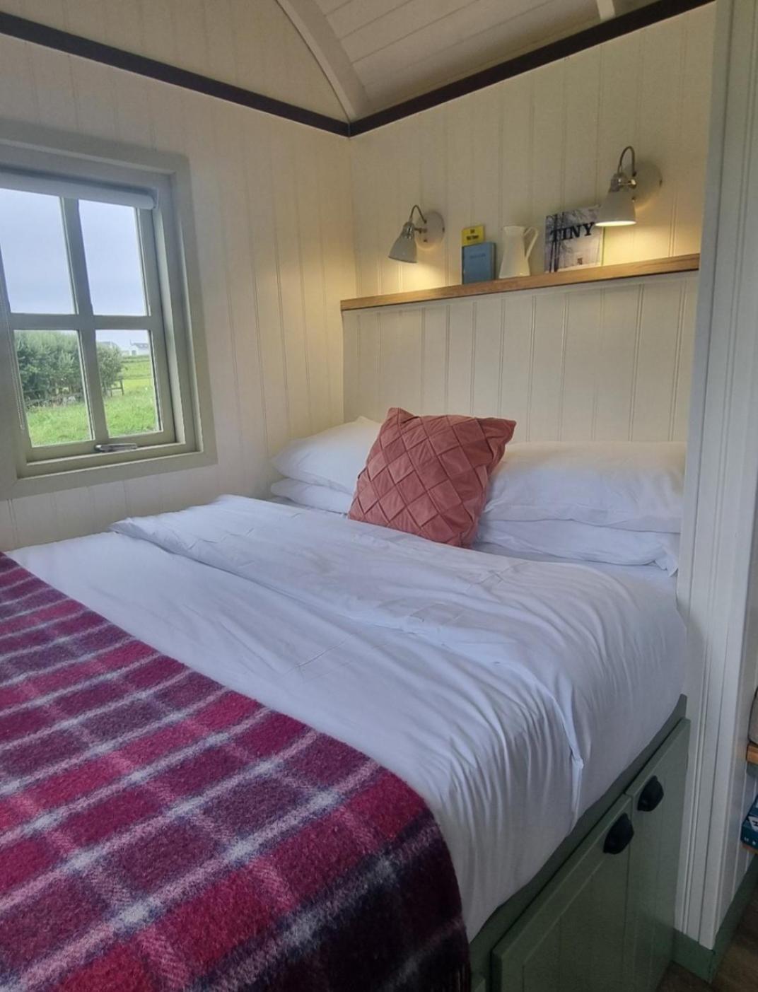 Vila Wild Meadow Huts Doolin Exteriér fotografie