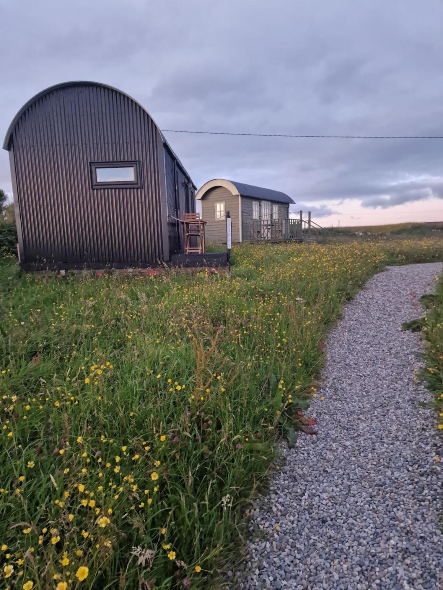 Vila Wild Meadow Huts Doolin Exteriér fotografie